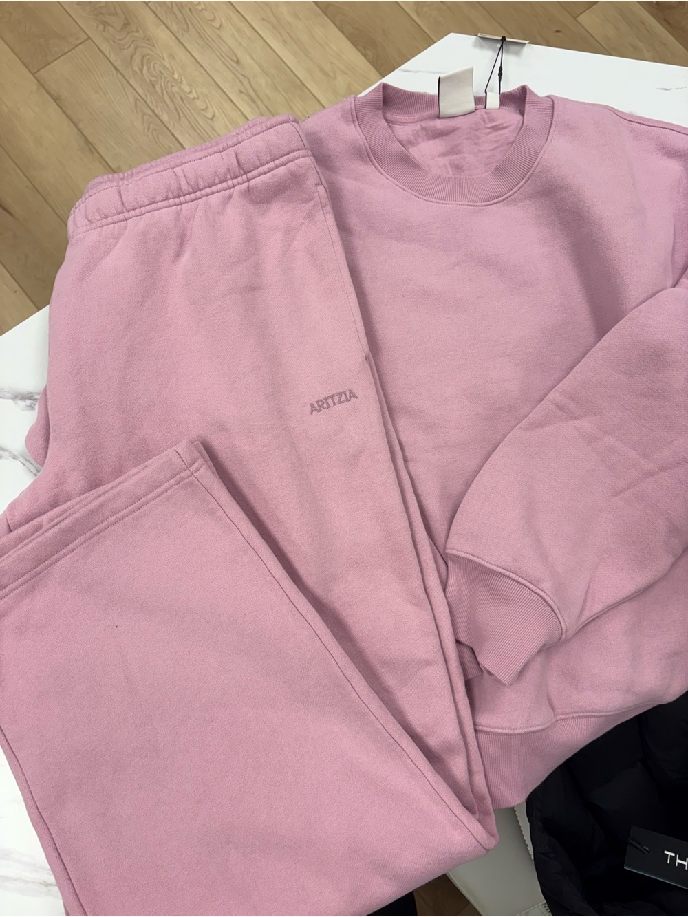 NWT aritzia sweatfleece set